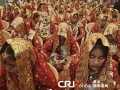 印度151对贫穷新人举行集体婚礼(高清组图)